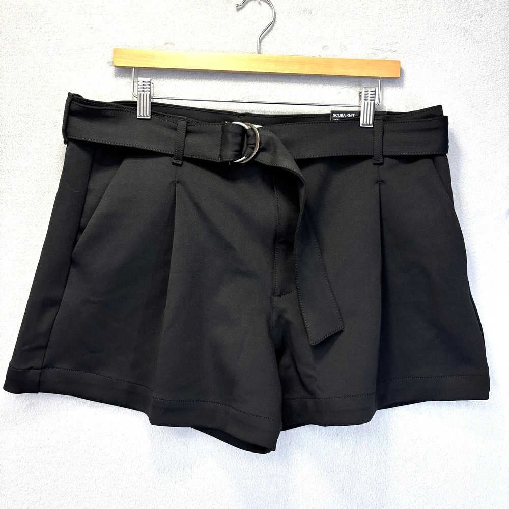 NWT SOFIA Vergara Scuba Knit Super High Rise Shorts Size 16 Black Pleated Belted